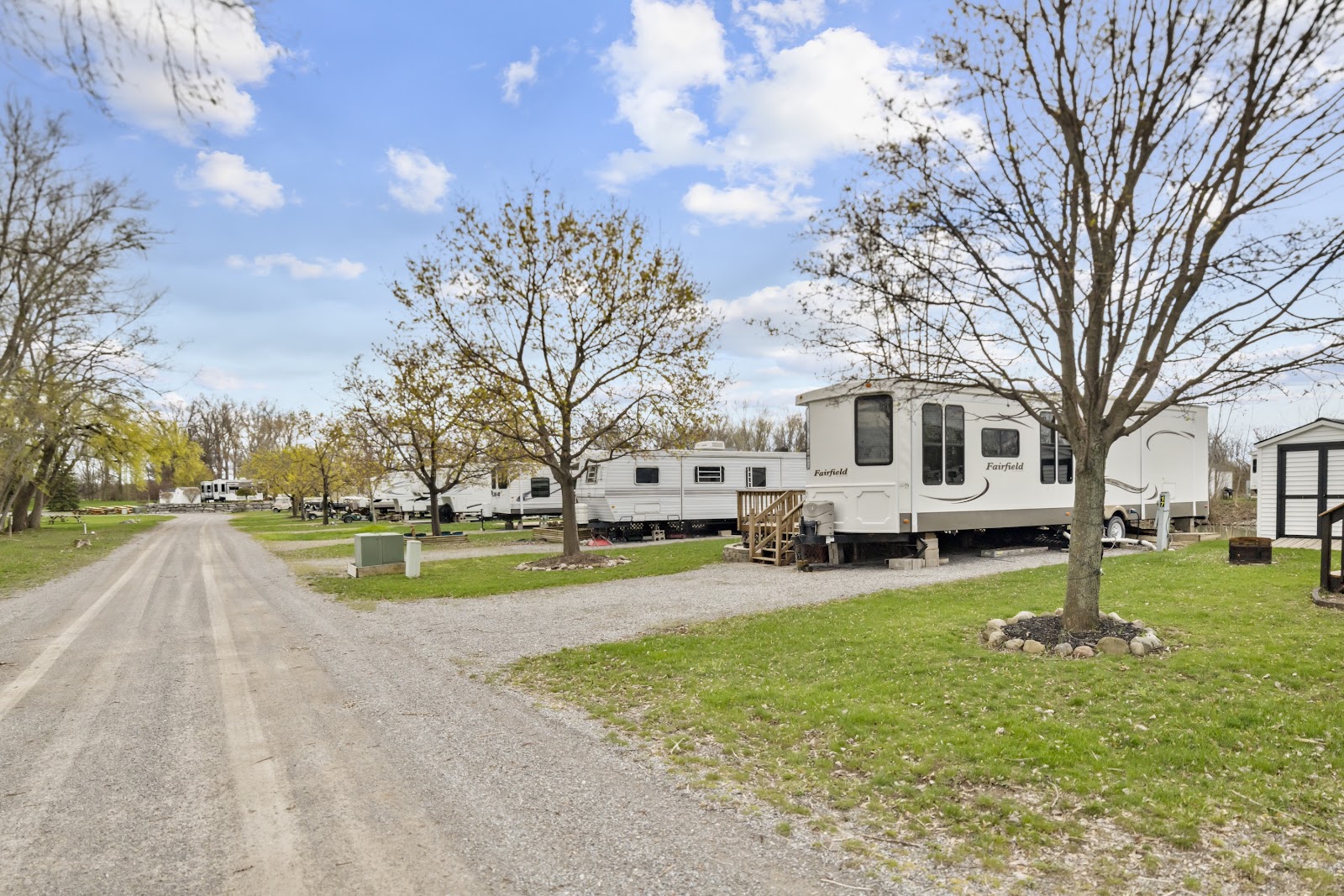 Gravel Ponds Fishing / Recreation / Camping