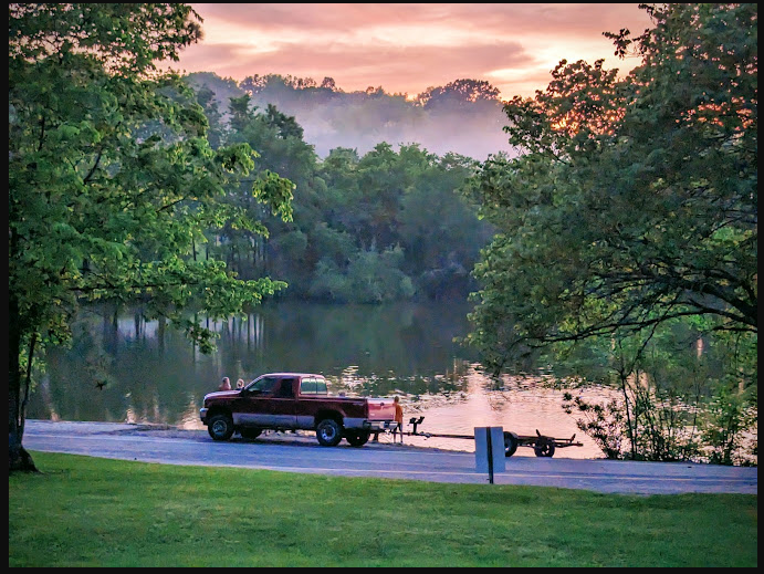 Pine Cove Campsites & Motel Rental