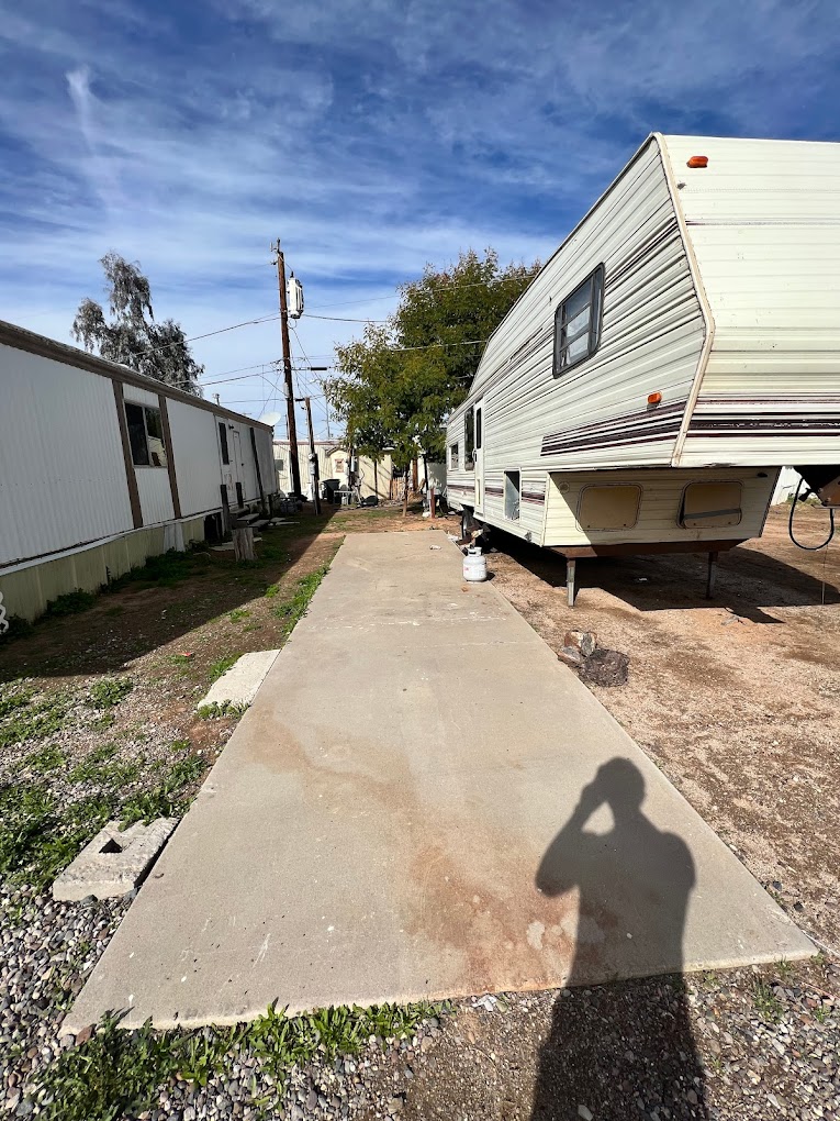 Paradise Gardens Mobile Home & RV Park