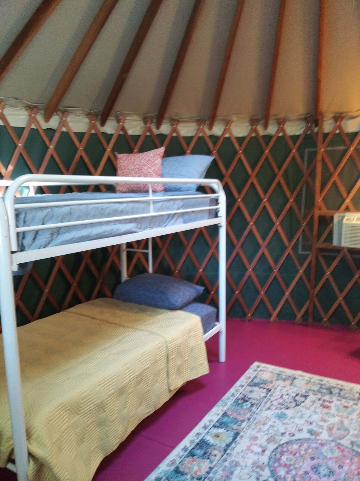 Pine Gardens RV Park at Cedar Creek Lake