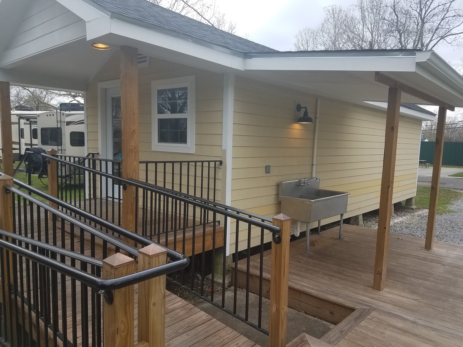 KOA New Orleans West