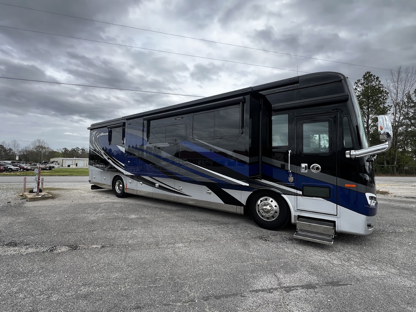 Tiffin Allegro Campground