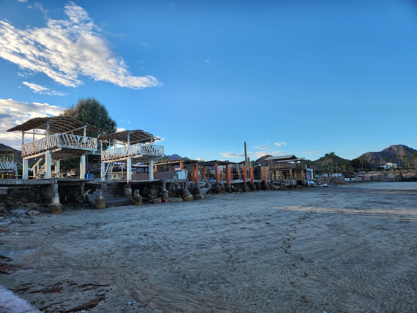 Kikis RV Camping Hotel