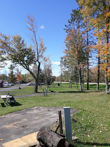 Trails Inn Quadna Mountain Motel & Rv Campground