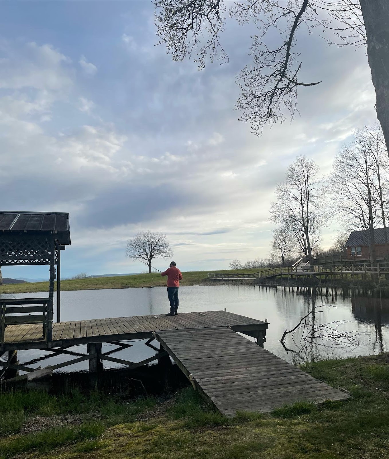 Grand View Cabins and RV Park