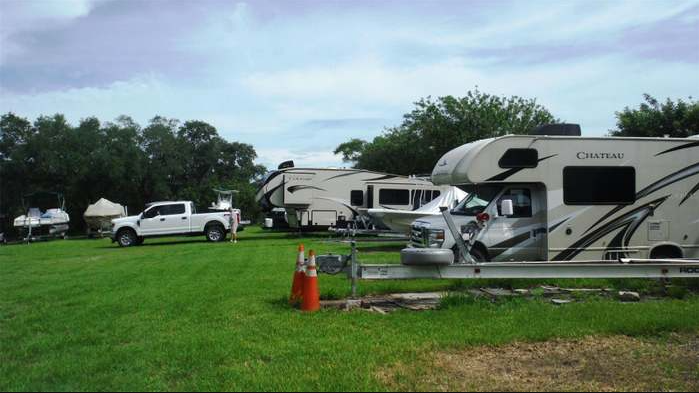 Hickory Lane Campground