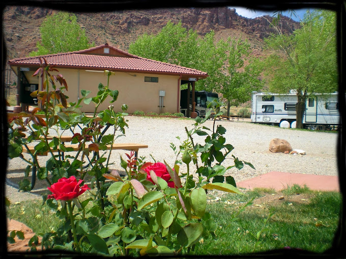 Spanish Trail RV Park & Campground