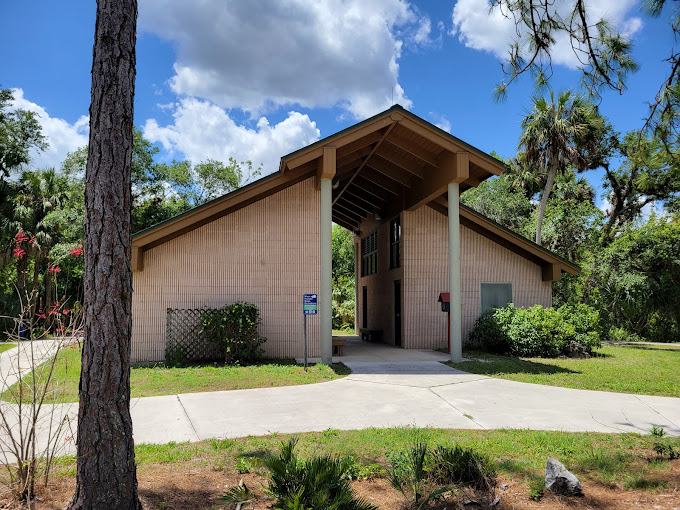 Campgrounds at Caloosahatchee Regional Park