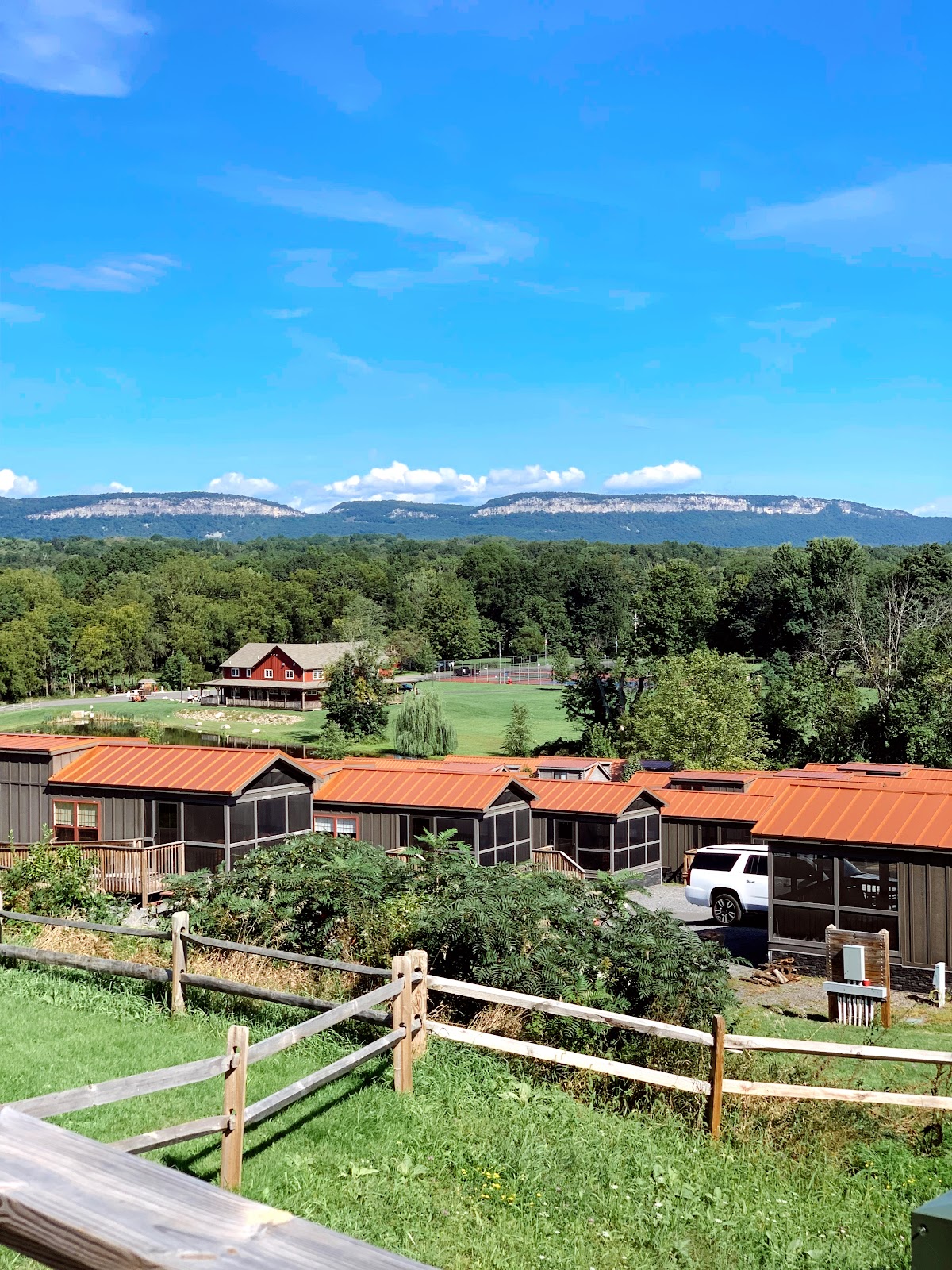 Yogi Bear's Jellystone Park Camp - Resorts Lazy River