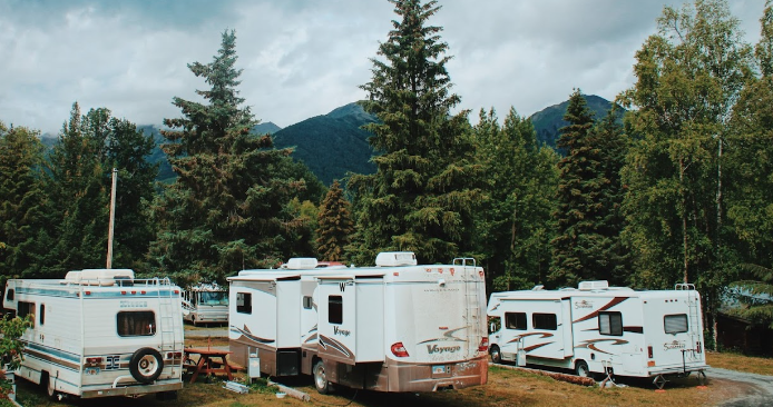 Coldwater Lodge and Market