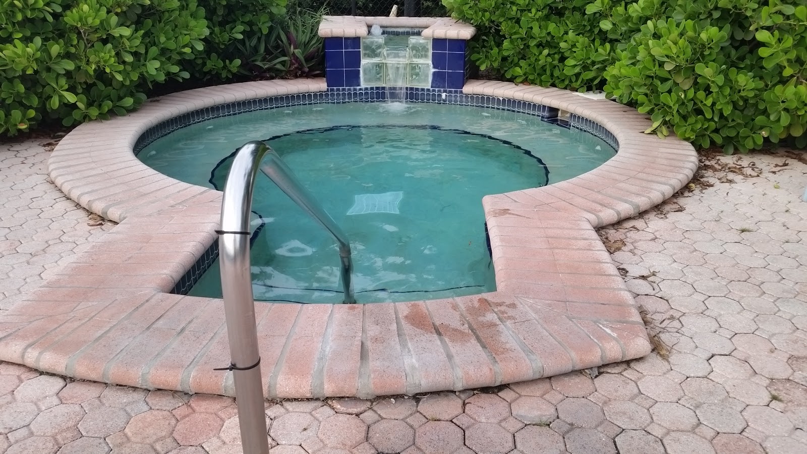 Roberts Mobile Home & RV Resort