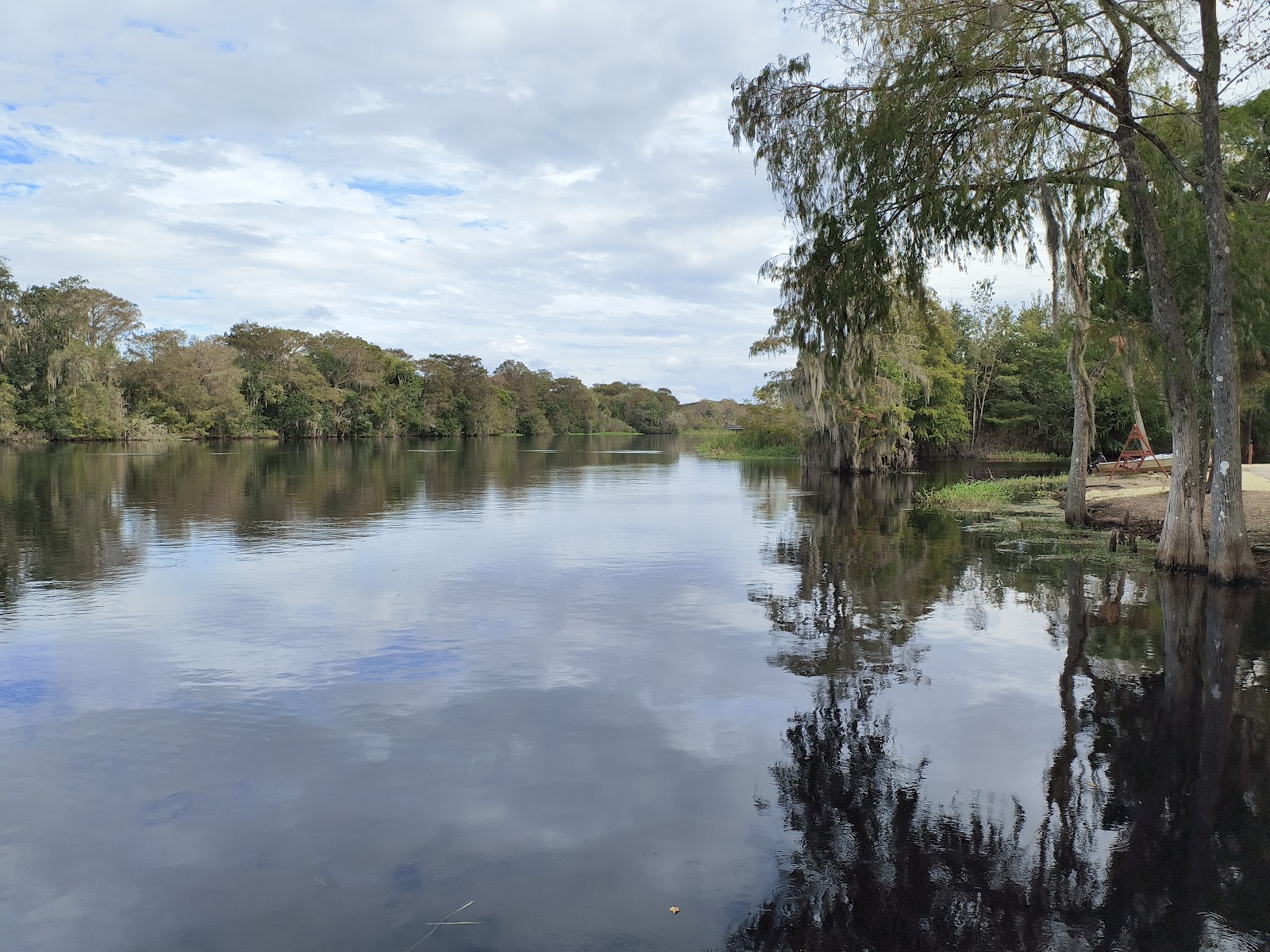 Riverside Lodge Resort Cabins & RV Sites