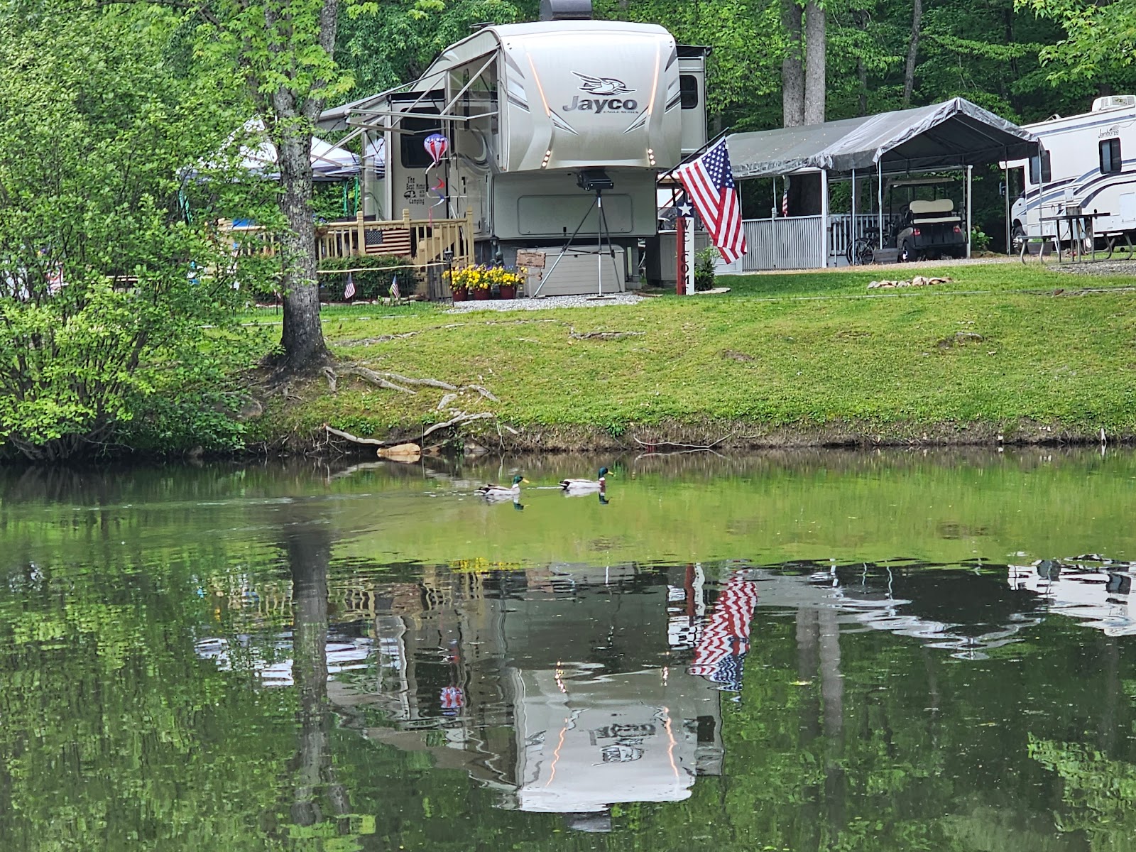 Happy Holiday RV Park and Campground