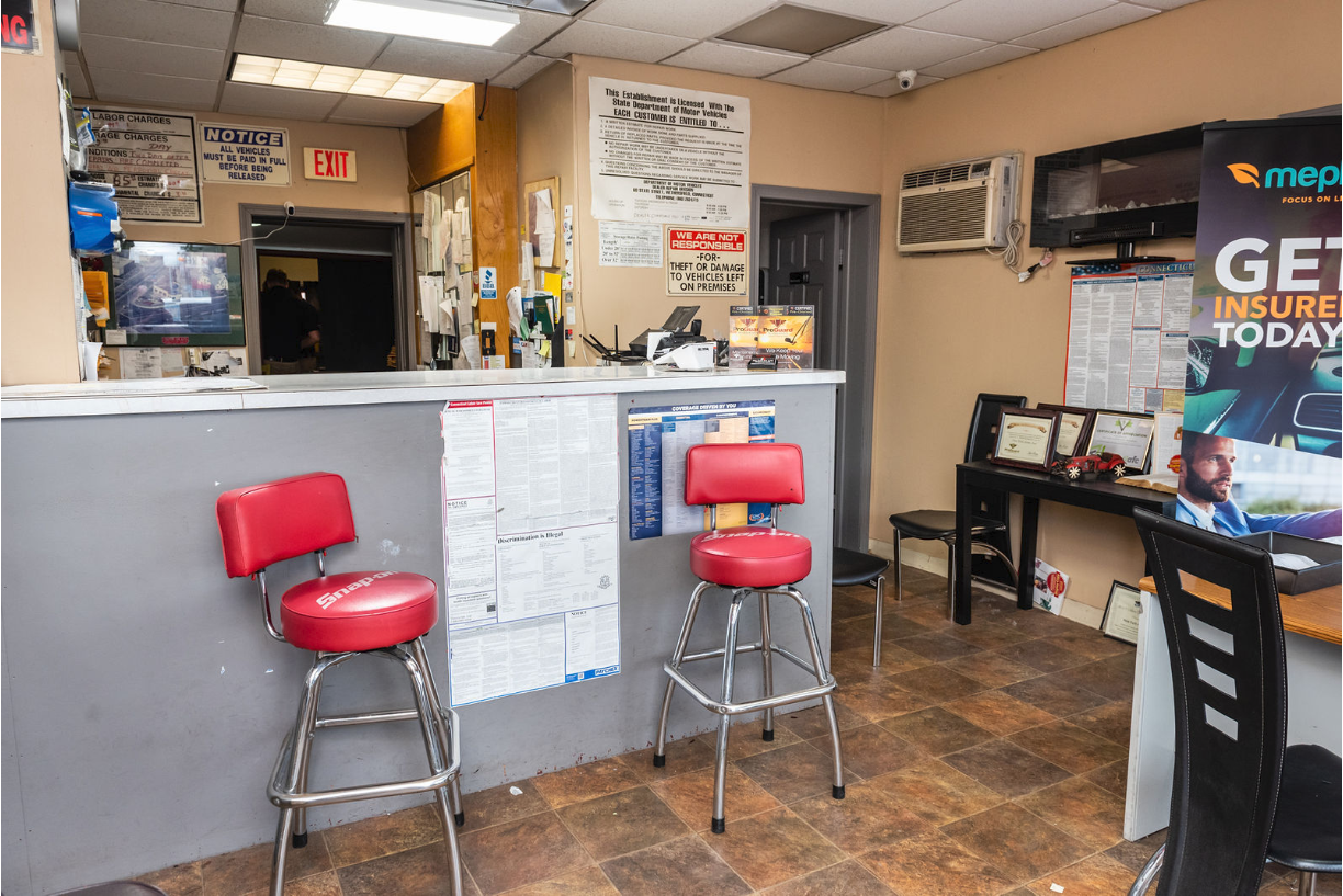 New Park Auto Center