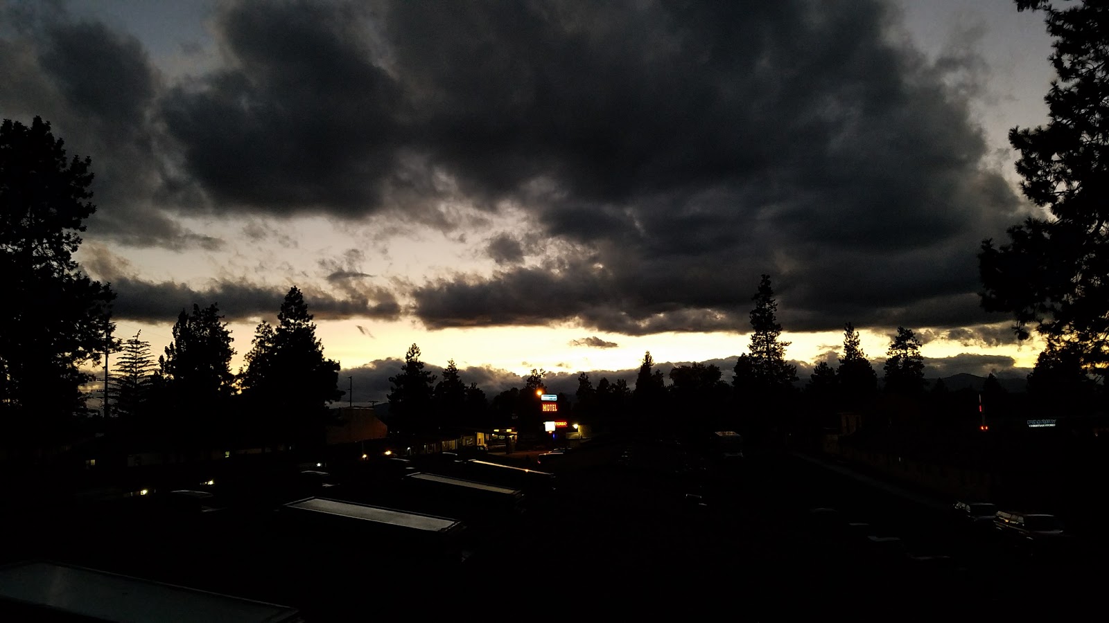 Bend Kampground Holiday Trav-L-Park