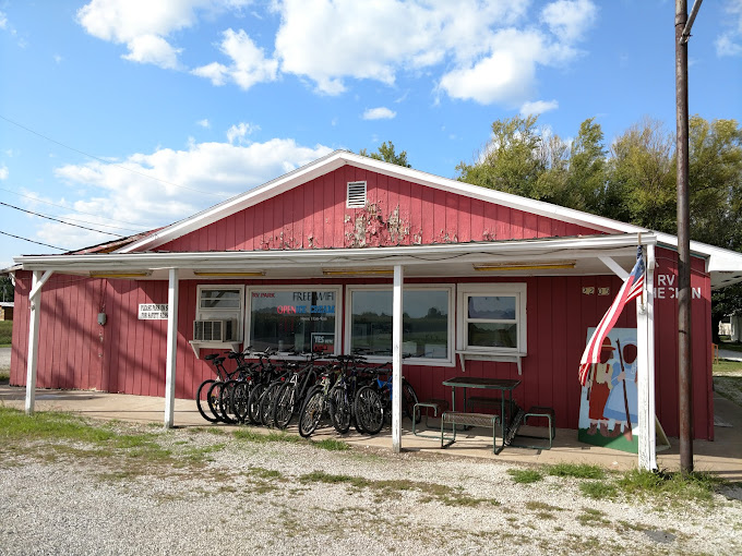 Nauvoo Dairy Sweet & RV Park