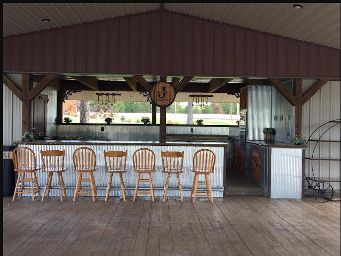 Twin Eagle Lake & Hideout