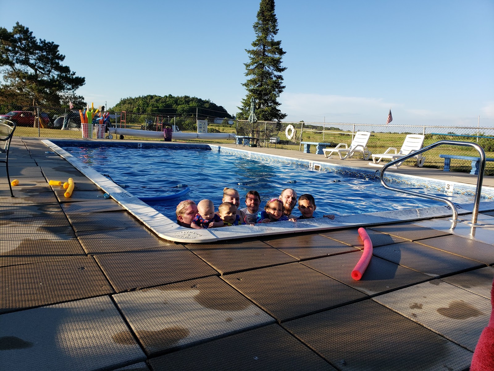 Riverside Acres Campground & Cottages