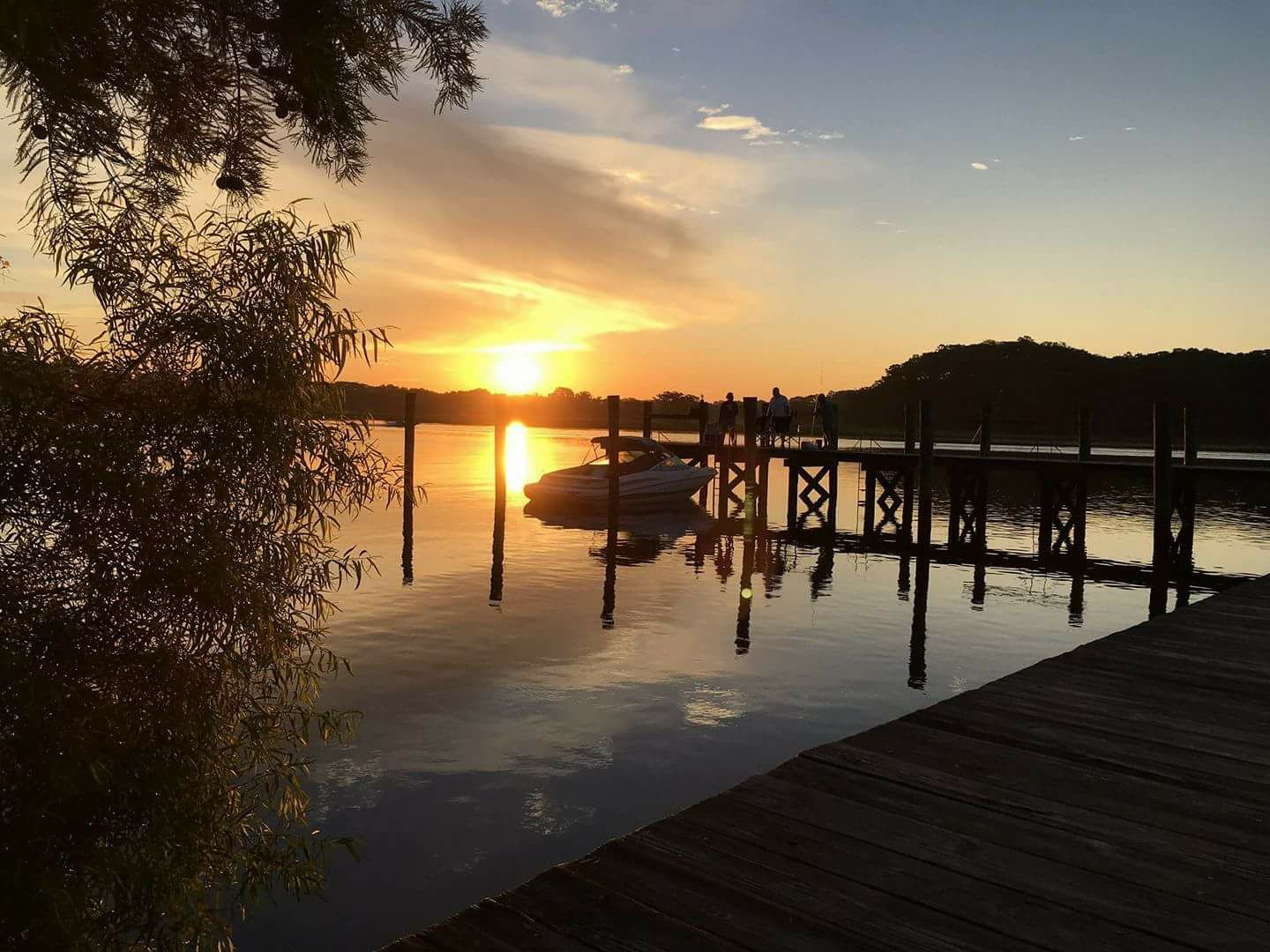 Riverside Camp and Marina