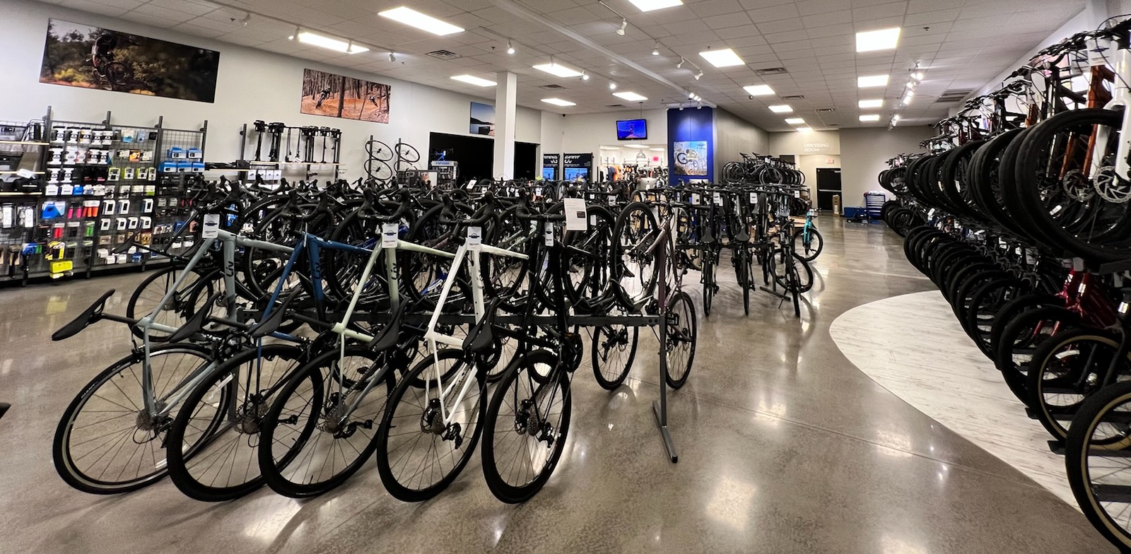 Spokes Giant Little Rock