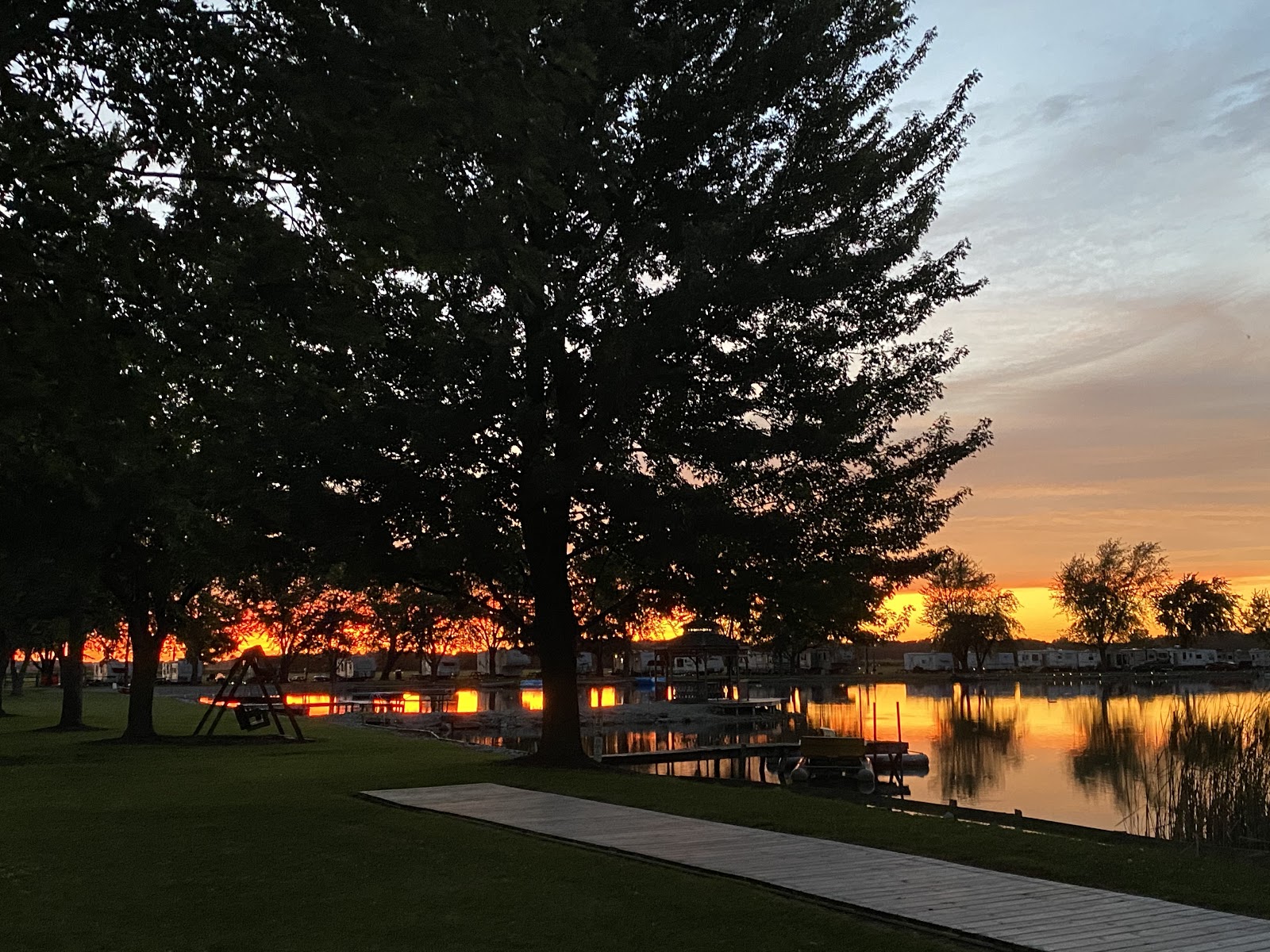 Fire Lake Camper Park