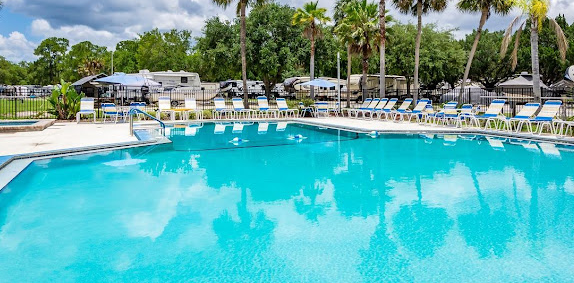 Encore Crystal Isles Camping