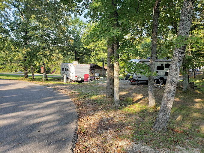 Holiday Island Camp Ground