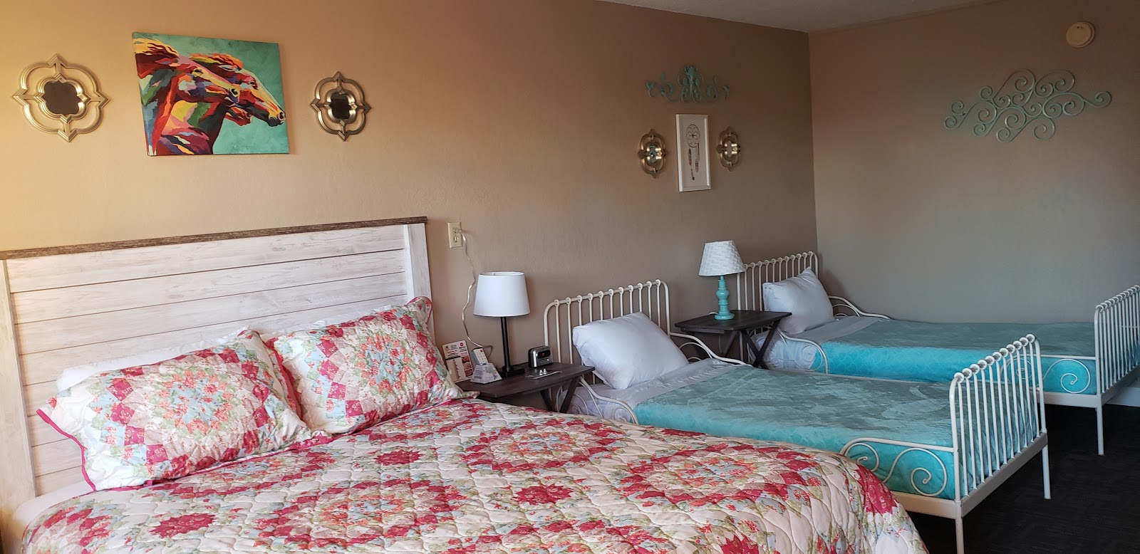 Kansas Country Inn & RV Park