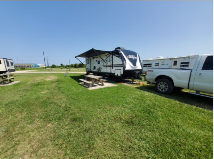 Four Star Quality Bait & RV Park