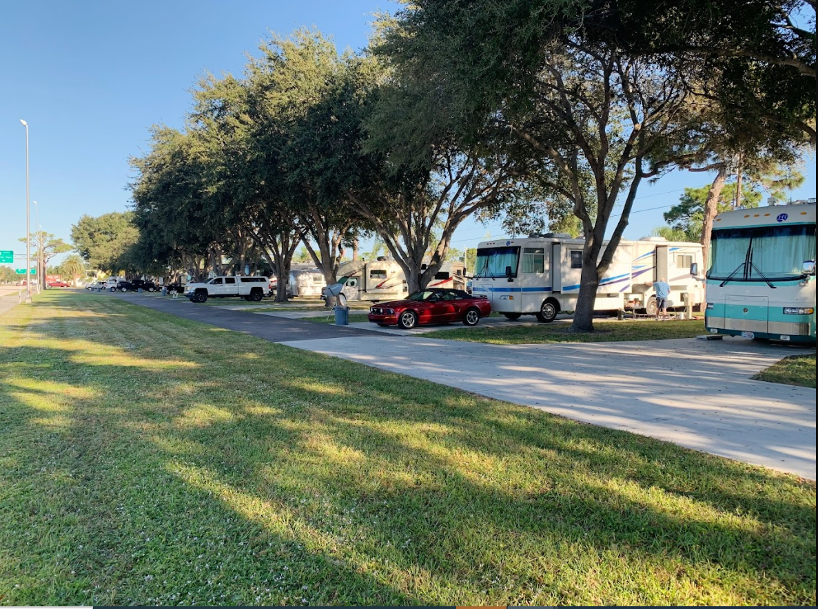 Florida Pines Mobile Home Court and RV