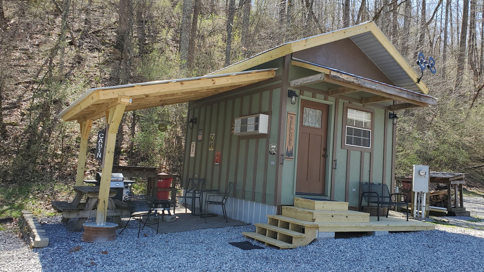 Heltons RV Park and Campground