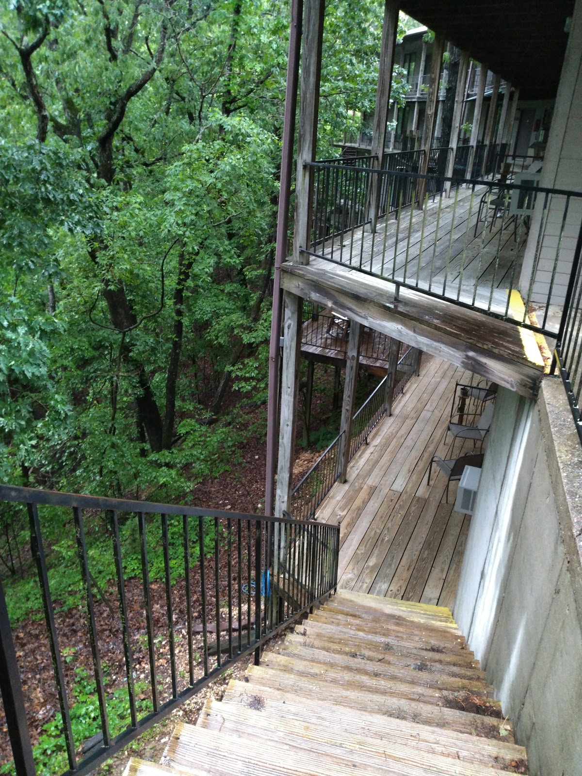 Compton Ridge Campground & Lodge