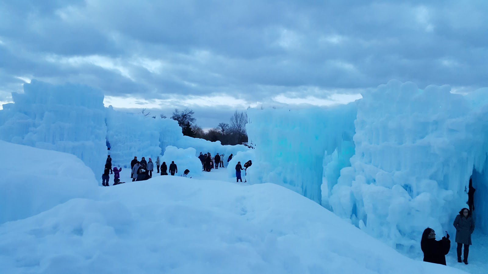 American World - Mt Olympus Hotel and RV Resort