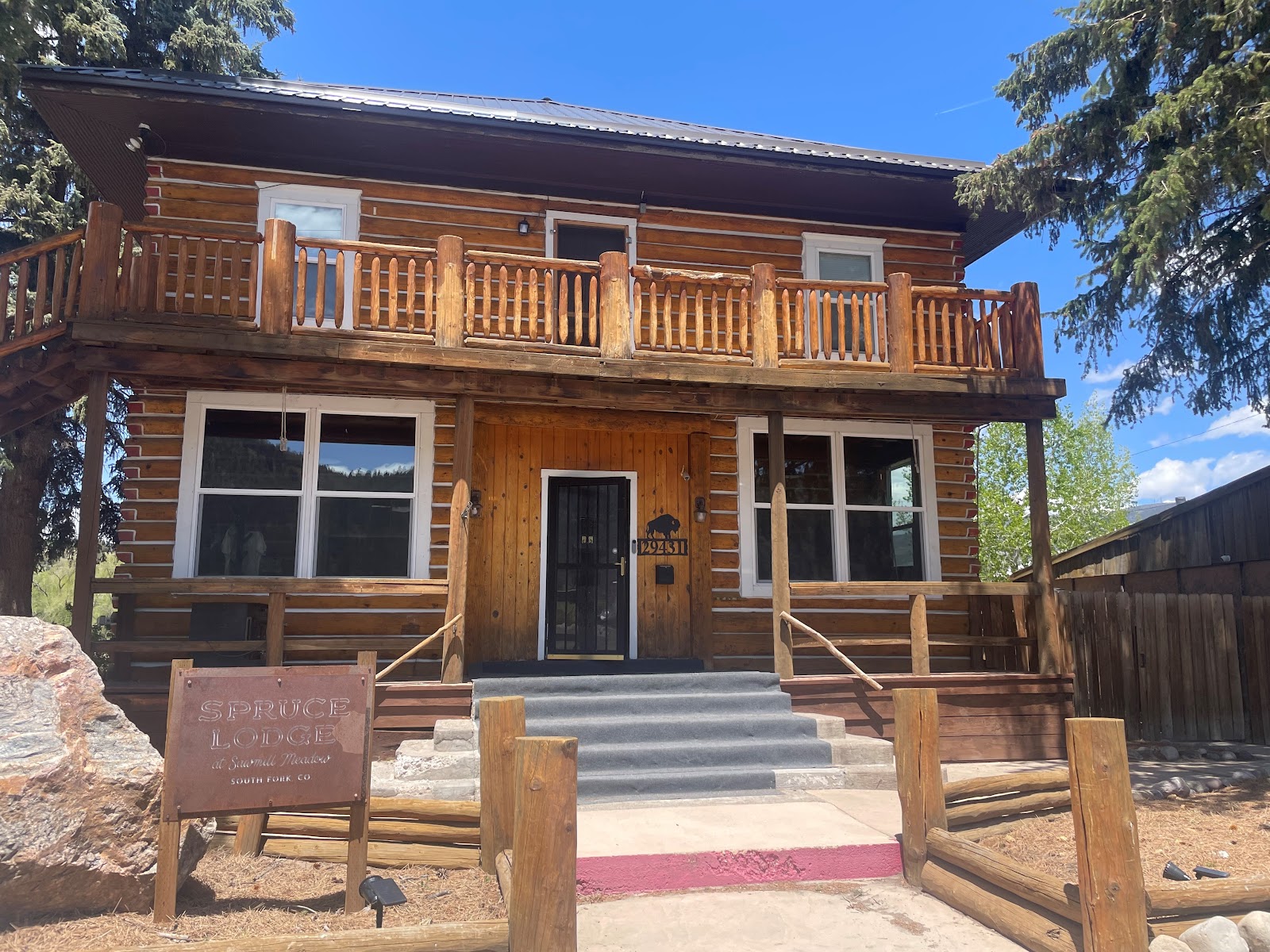 Spruce Lodge & RV Park