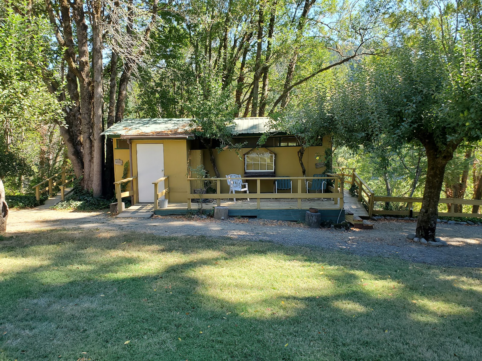 Agness Rogue River RV Park