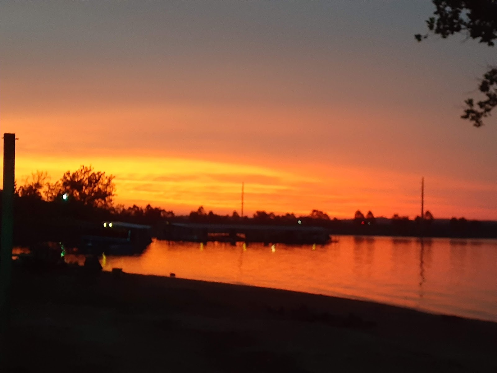 Lakewood Village MH & RV Park