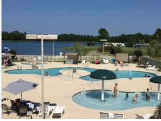 Deerfeathers Store-Campground