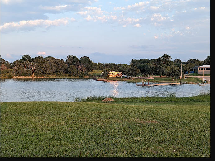 Fisherman’s Point Marina & Resort