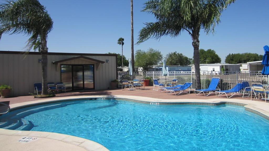 Paradise South RV Resort