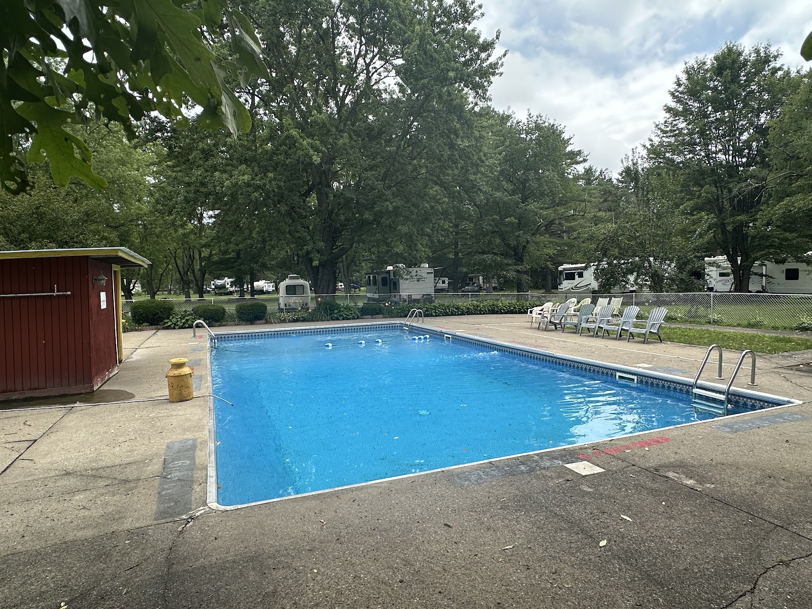 Yellow Lantern Kampground