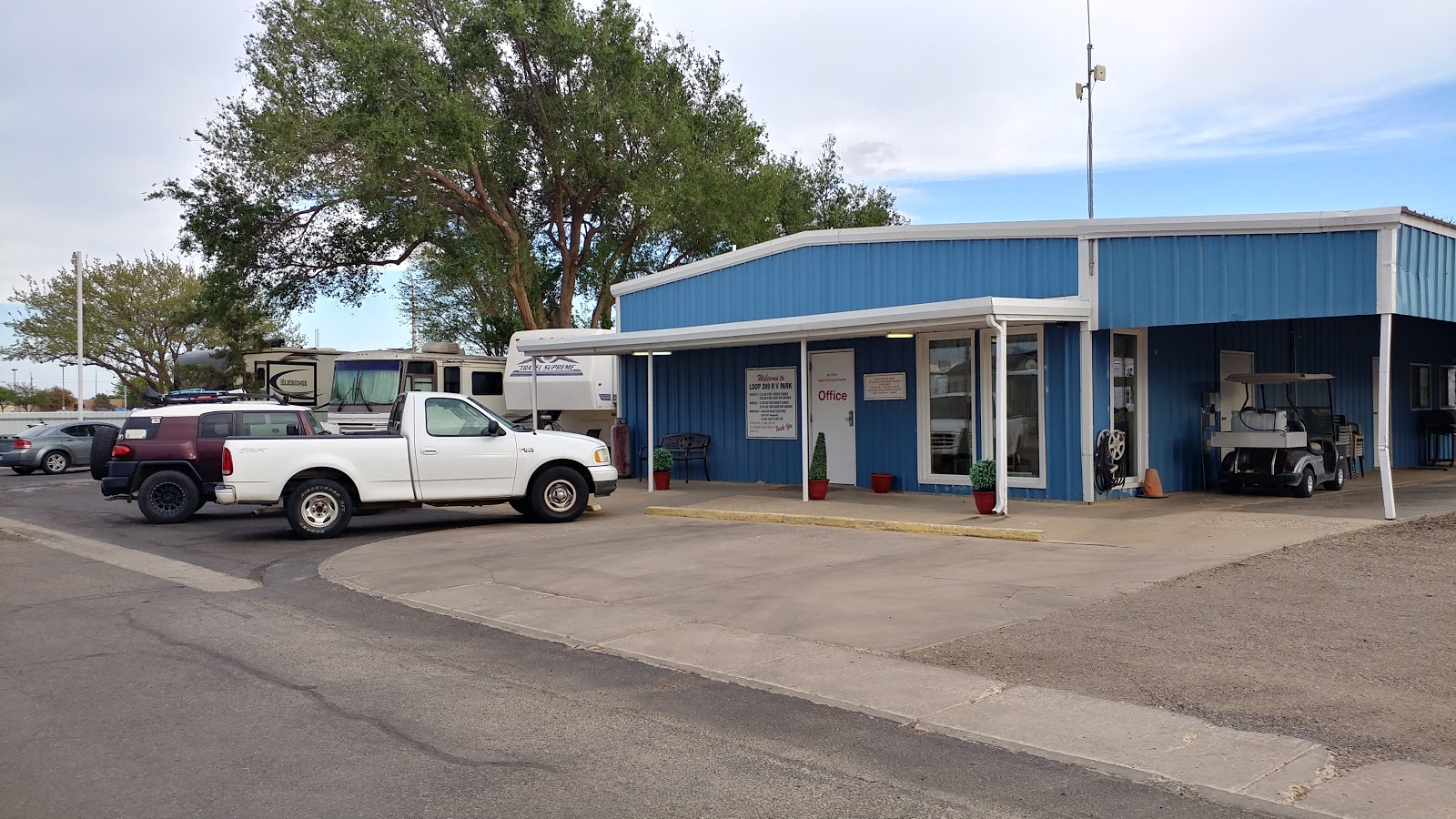 Loop Two Eight-nine RV Park