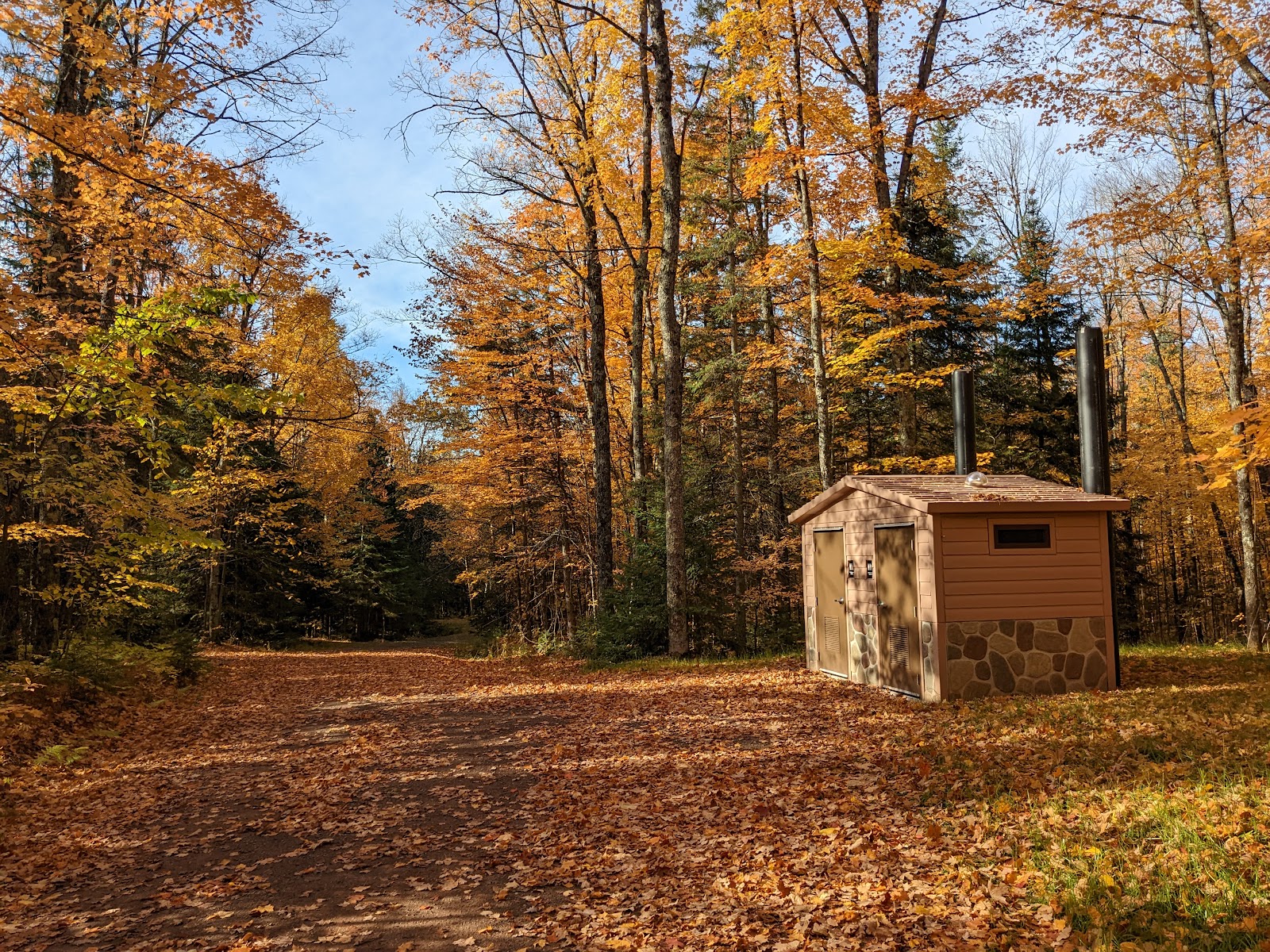 Henry Lake NF Campground