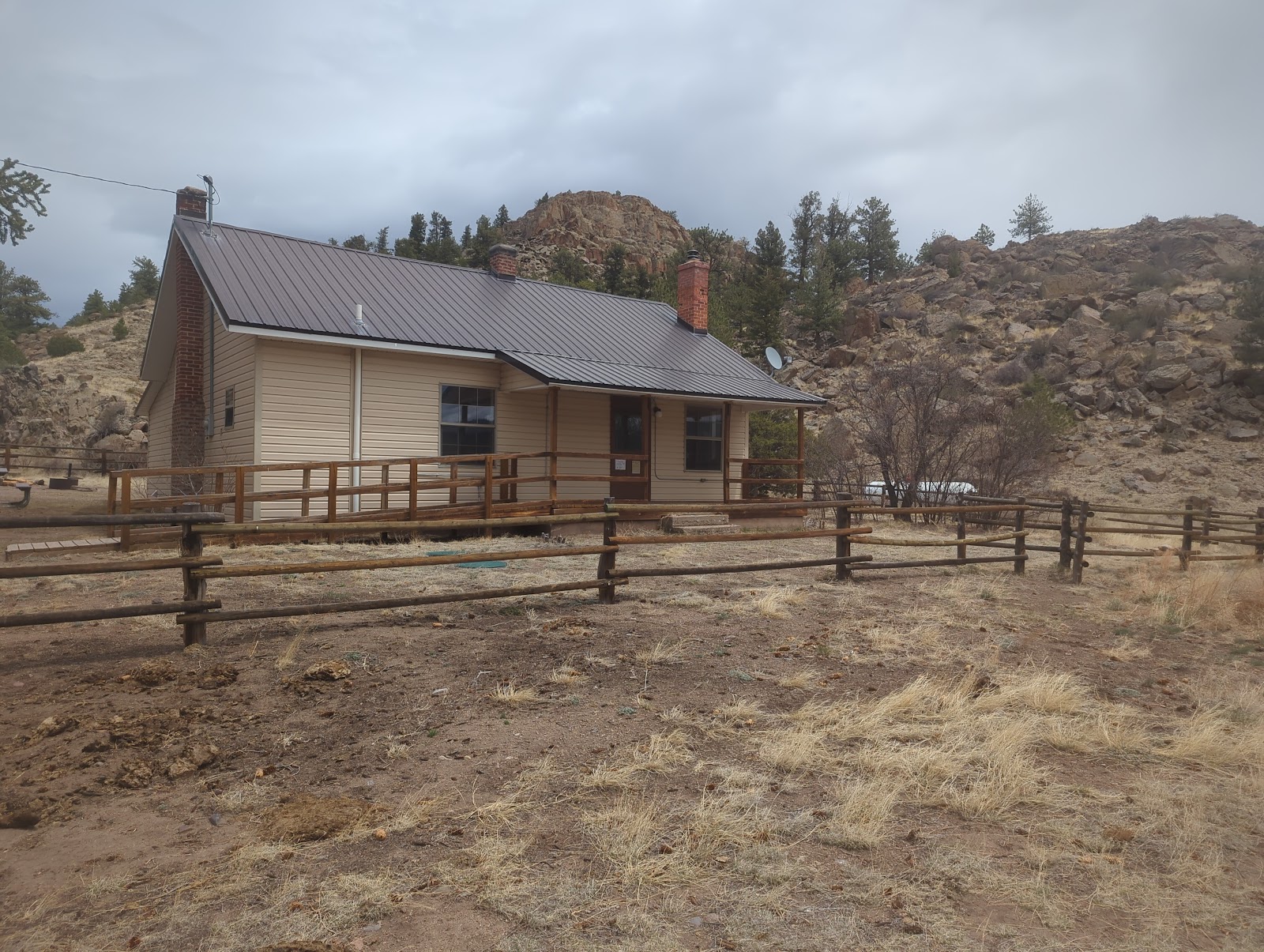 Upper Crossing Guard Station