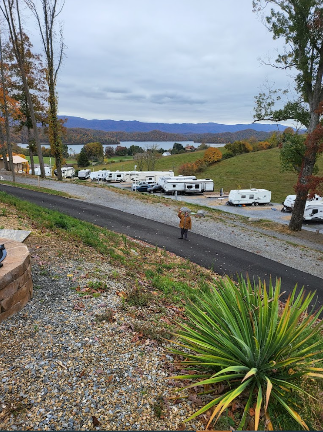 Wolf Lair Campground