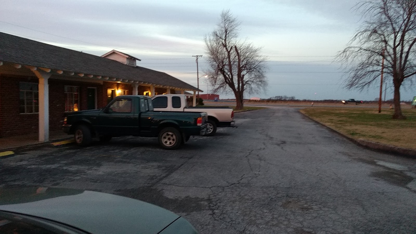 Park Hills Motel & RV Park