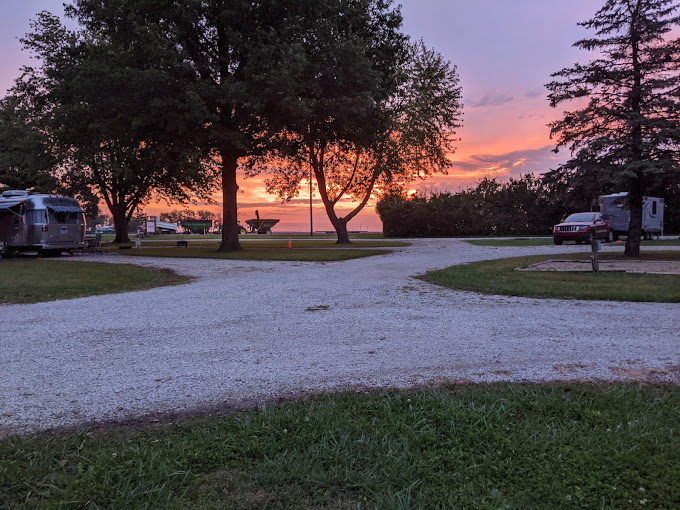 Kamp Komfort RV Park & Campground