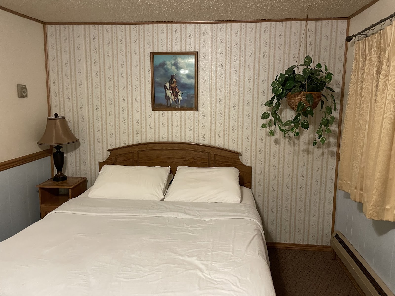 Glacier Motel & RV Park