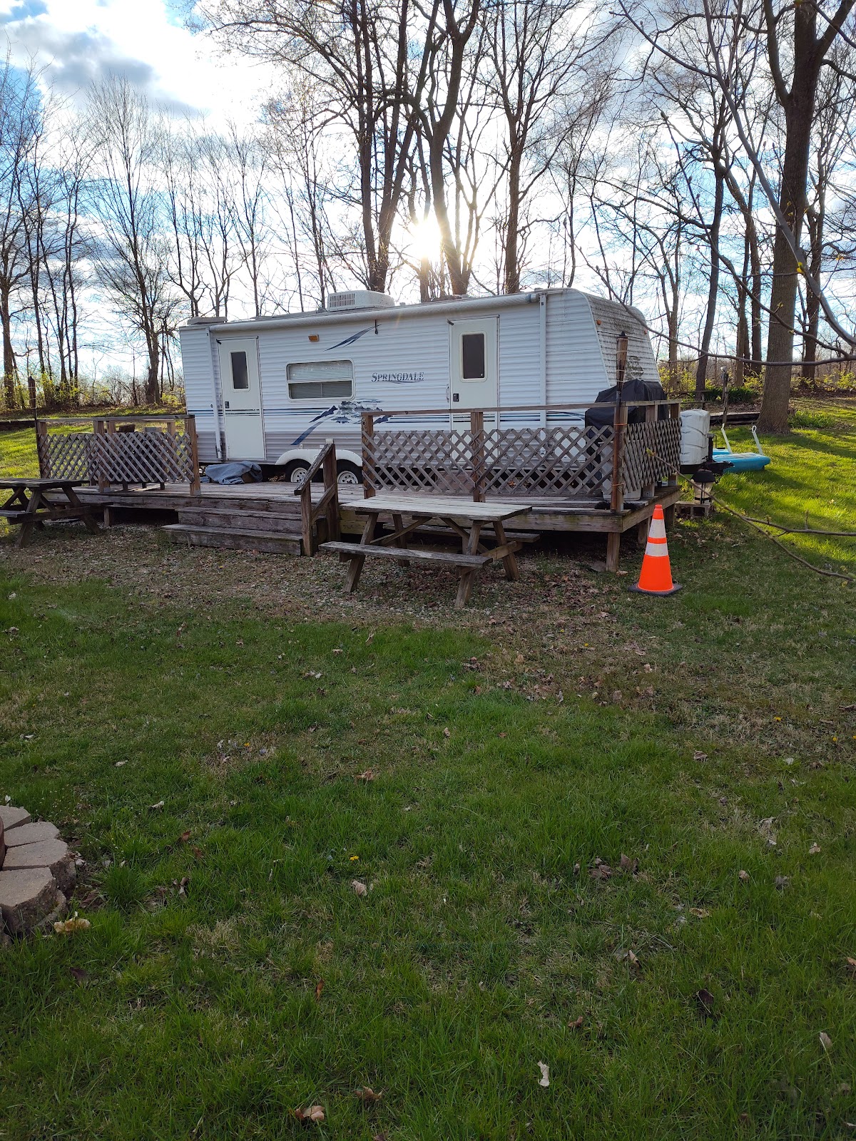 Honey Bear Hollow Family Campground
