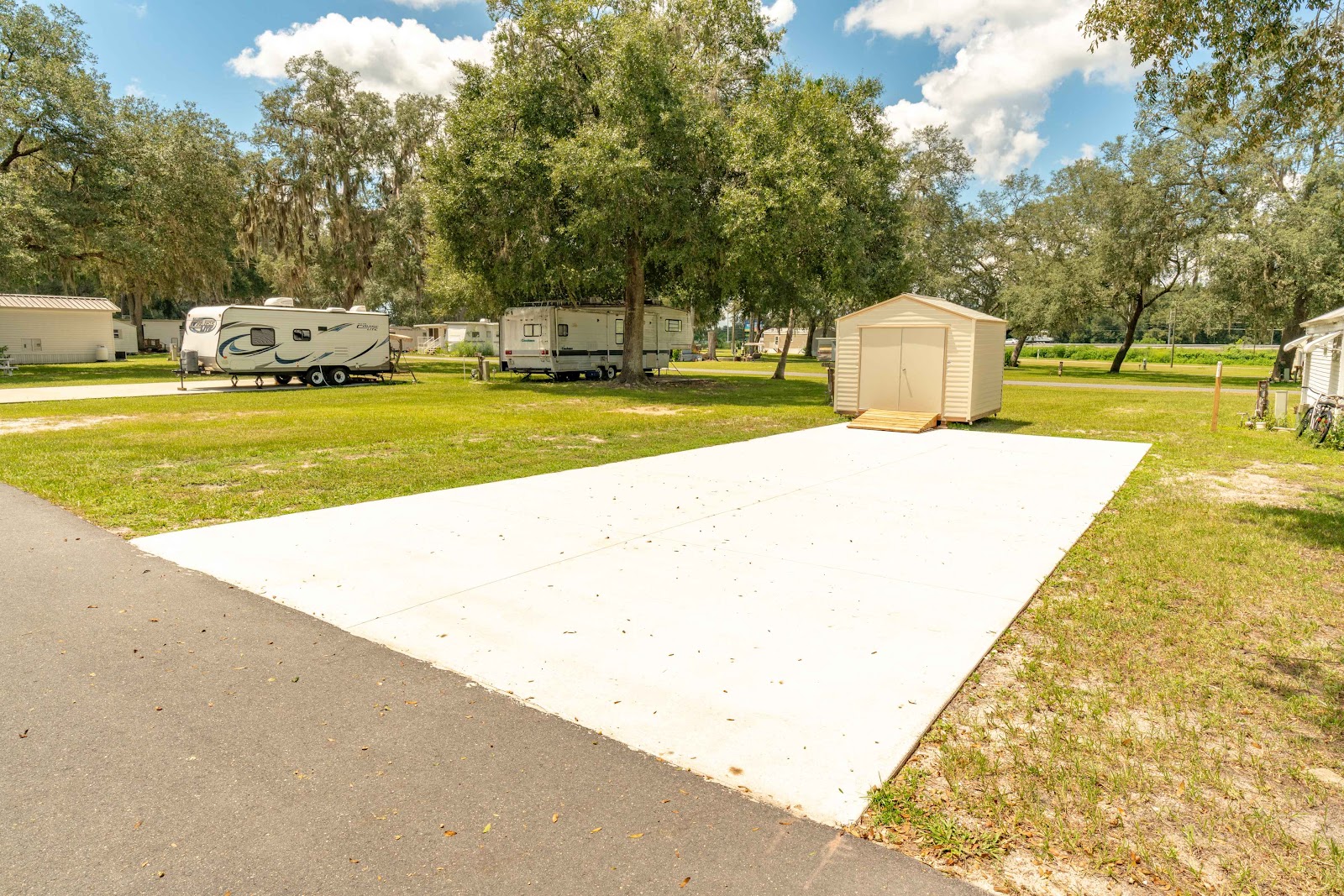 The Oaks Campground