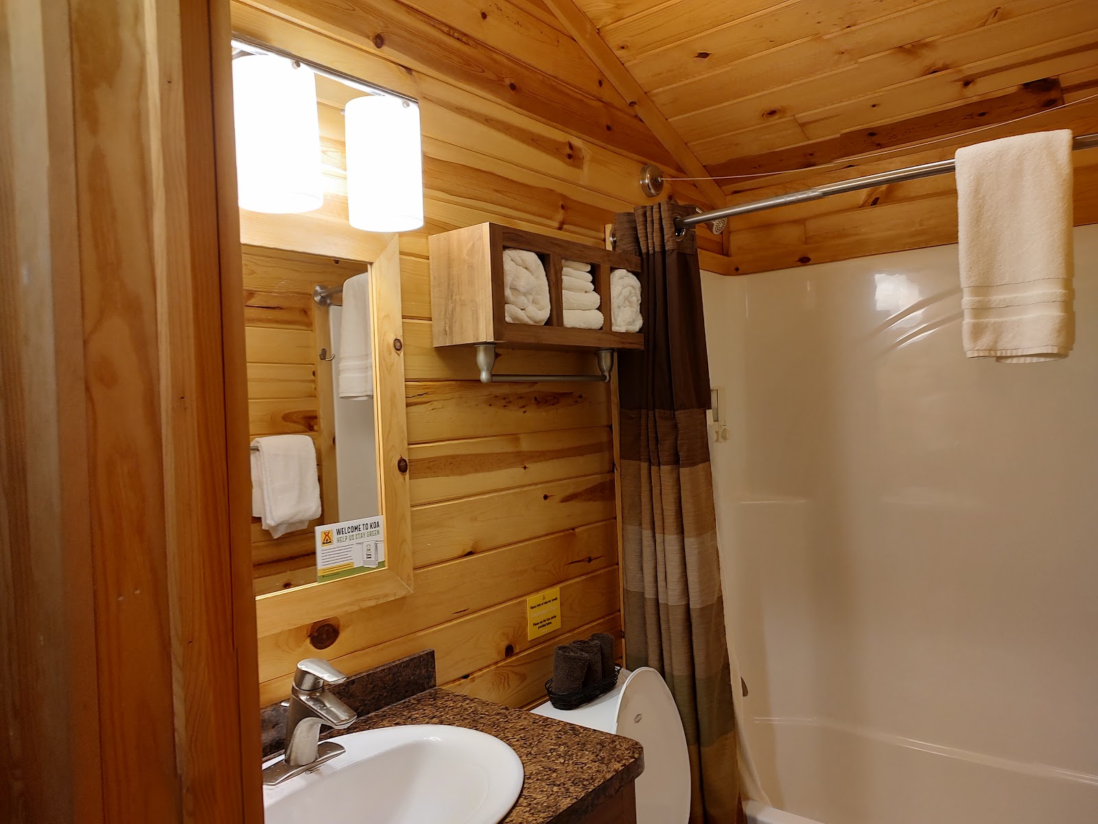 Niagara Falls / Grand Island KOA Holiday